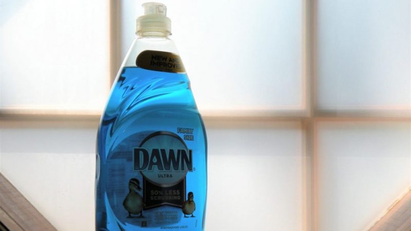 Wait, You Can Use Dish Soap to Lift Your Hair Color?