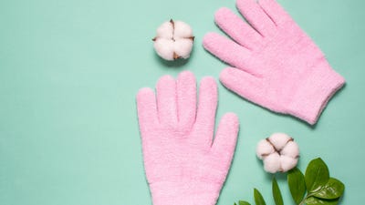 Why You Should Wear Gloves to Bed this Winter