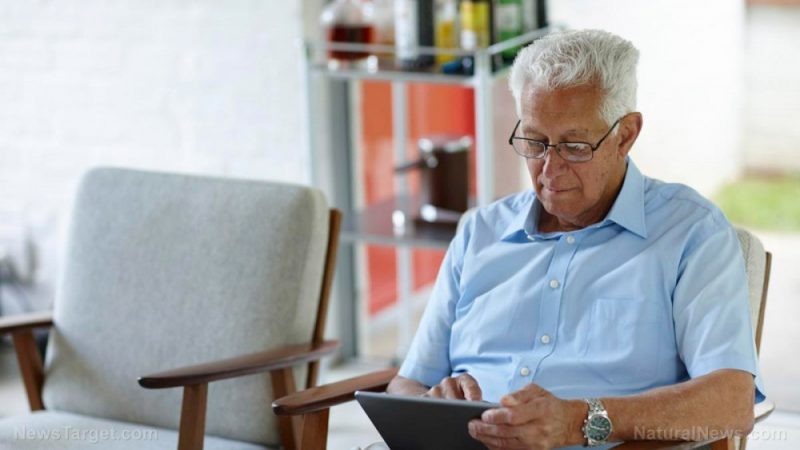 Study: Older adults who regularly use the internet have LESS DEMENTIA RISK than non-regular users